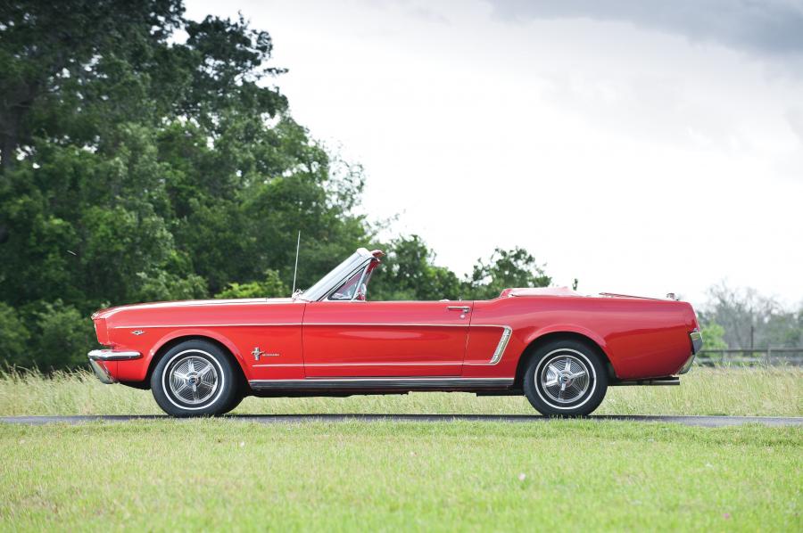 Ford Mustang Convertible 1965 года  (фото 27 из 76)